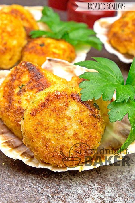 Easy Breaded Scallops Breaded Scallops Recipe, Baked Scallops In Shell, Breaded Scallops, Scallop Bubbly Bake, Mushroom Asiago Chicken Recipe, Baked Scallops Bread Crumbs, Summer Bbq Food, Mushroom Asiago Chicken, Scallop Recipes Baked