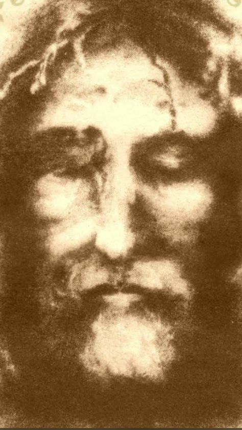 Veil Of Veronica, Angelo Guerriero, Holy Face Of Jesus, Santi Cattolici, Jesus Christ Painting, Holy Quotes, Jesus Christ Art, Catholic Images, Jesus Face