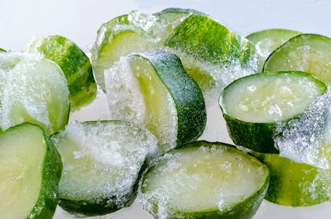 Freeze Cucumbers, Freezing Cucumbers, Cucumber For Skin, Cucumber For Face, Dominique Ansel, Cucumbers And Onions, Cucumber Water, Creamy Dip, Cold Soup