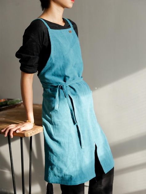 Artist Outfit Style, Painter Outfit, Barista Outfits, Bakery Catering, Florist Apron, Cooking Painting, Artist Apron, Blouse Man, Painter Artist