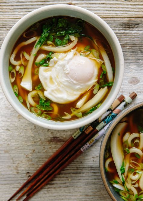 Recipe: Udon Soup with Bok Choy and Poached Egg — Weeknight Dinner Recipes from The Kitchn Udon Chicken, Udon Soup, Udon Noodle Soup, Udon Noodle, Soup Easy, Udon Noodles, Cook Chicken, Poached Egg, Weeknight Dinner Recipe