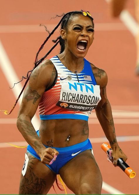 Sha'Carri Richardson (USA) 🥇 100 Metres 🥇 4x100 Metres 🥉 200 Metres • 2023 World Athletics Championships (Budapest) ⭐ Sprinting, Relays Sha Carri Richardson, Track Running Shoes, Niece Quotes, Women Athletes, Track Running, Track And Field Athlete, World Athletics, She Walks In Beauty, Athletic Girls