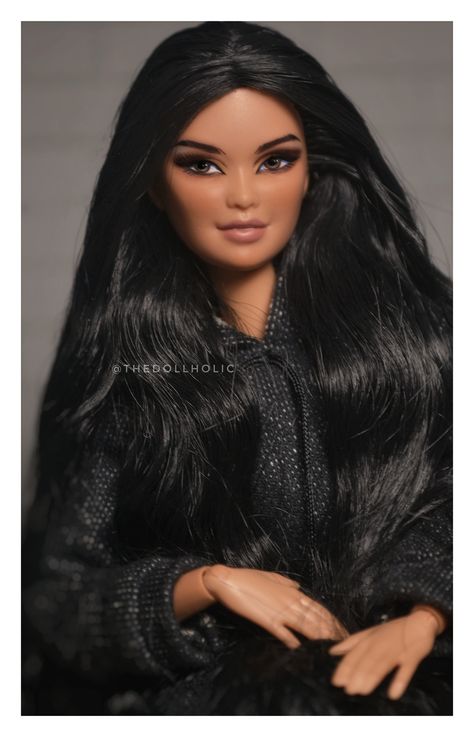 https://flic.kr/p/24RRMz9 | DSC_7959-01 Realistic Barbie, Barbie Fashion Royalty, Barbies Pics, Bratz Girls, Face Mold, Barbie Fashionista Dolls, Barbie Hair, Barbie Toys, Barbie Life