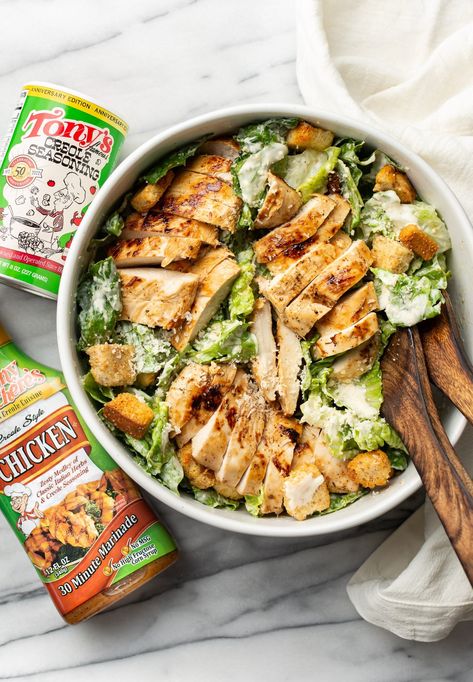 Chicken Caesar Salad Recipe, Zesty Salad, Lavender Recipes, Cajun Creole Recipes, Caesar Salad Recipe, Chicken Slices, Chicken Caesar, Chicken Caesar Salad, Croutons Homemade