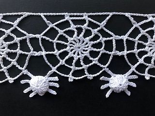 Ravelry: Lisa Hounshell's Ravelry Shop - patterns Wings Tutorial, Crochet Halloween Patterns Free, Crochet Bat, Crochet Applique Patterns Free, Crochet Cord, Fall Crochet Patterns, Halloween Crochet Patterns, Crochet Borders, Knit Stitch Patterns