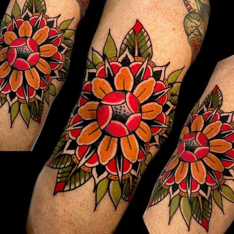 Traditional Mandala Tattoo, Mandala Tattoo Men, Traditional Mandala, Traditional Tattoo Flowers, Traditional Tattoo Sleeve, Elbow Tattoos, Skeleton Hand Tattoo, Geniale Tattoos, Old School Tattoo Designs