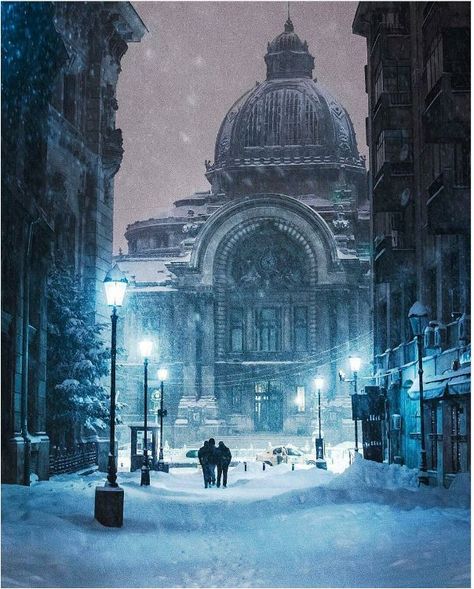 It's a beautiful world Visit Romania, Architecture Today, Beautiful Winter Scenes, Romania Travel, Bucharest Romania, Destination Voyage, Foto Art, Napoleon Hill, City Street