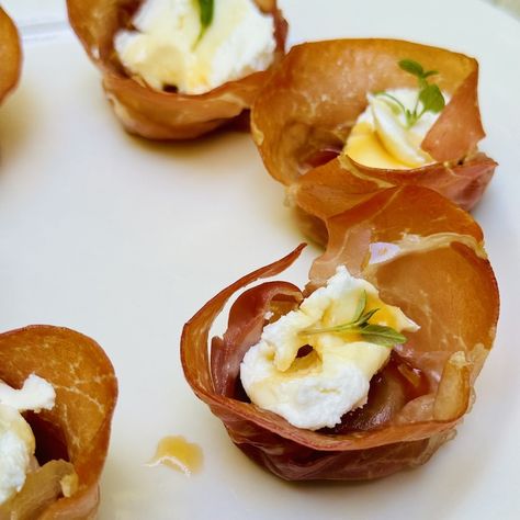 Prosciutto Cups with Goat Cheese - Blythes Blog Prosciutto Cups, Goat Cheese Prosciutto, Blueberry Goat Cheese, Balsamic Glazed Chicken, Mushroom Casserole, Creamy Goat Cheese, Chili And Cornbread, Sliced Pears, Cornbread Casserole