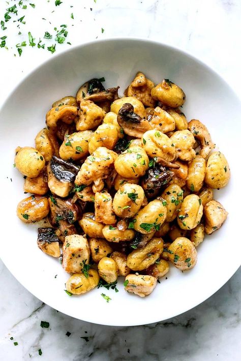 Gnocchi Marsala, Chicken Marsala Gnocchi, Chicken Mushroom Gnocchi, Chicken Mushroom Gnocchi Recipes, Gnocchi Chicken, Chicken Mushroom Cream Sauce, Chicken And Gnocchi, Steamed Clams Recipe, Chicken Piccata Pasta