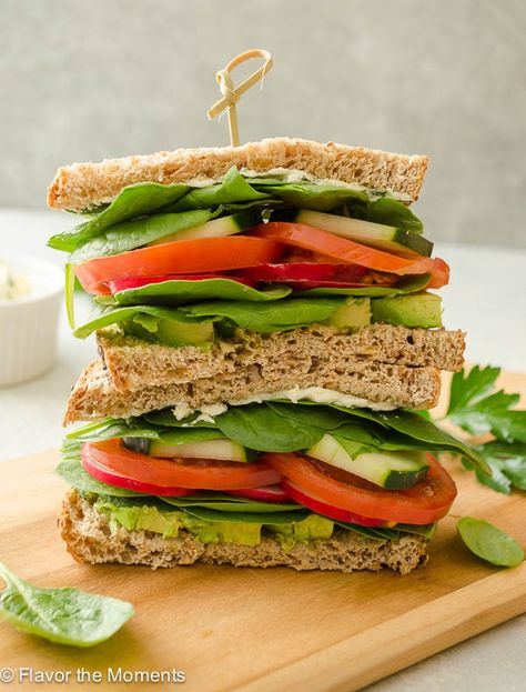 Best Vegetarian Sandwiches, Mediterranean Sandwich, Herb Cream Cheese, Appetizer Cups, Salad Appetizer Cups, Mediterranean Breakfast, Salad Appetizer, Cream Cheese Spread, Healty Dinner