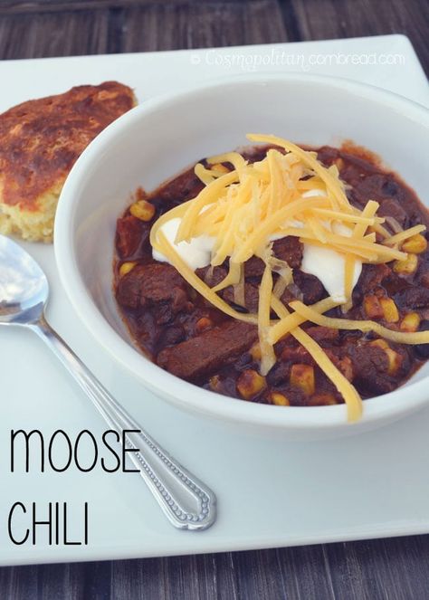 Moose Chili Slow Cooker, Moose Chili Recipes, Ground Moose Meat Recipes, Moose Chili, Moose Recipes, Moose Meat, Cosmopolitan Cornbread, Cowboy Food, Keto Favorites