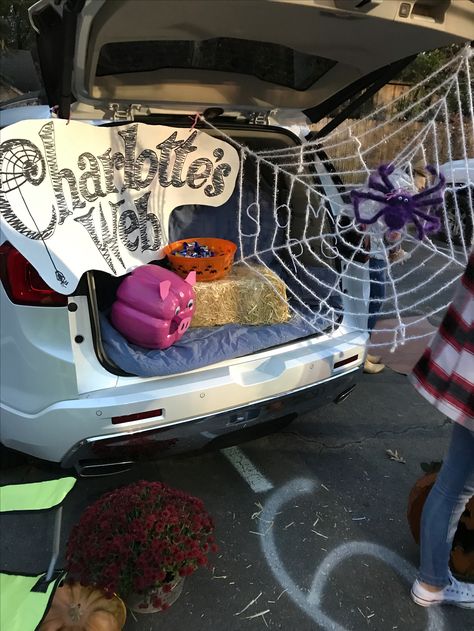 Trunk Or Treat Ideas Charlottes Web, Charlotte's Web Trunk Or Treat Ideas, Charlotte Web Trunk Or Treat, Trunk Or Treat Book Theme, Trunk Or Treat Charlottes Web, Charlotte's Web Trunk Or Treat, Book Themed Trunk Or Treat, Simple Trunk Or Treat Ideas For Cars, Trunk Or Treat Ideas For Cars