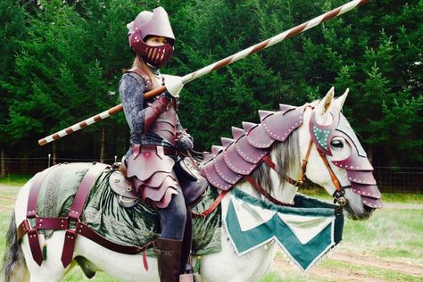 Leather horse Armor by Skylar Rae Leather Horse Armor, Centaur Artificer, Horse Barding, Horse Knight, Horse Costume, Medieval Horse, Bryer Horses, Horse Story, Magical Horses