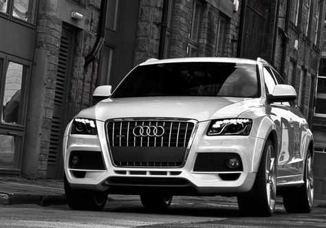 Audi Q5 White, Audi Girl, White Audi, Smart Car Accessories, Dream Cars Audi, Car Interior Diy, Audi Sq5, Cars Audi, Mom Car