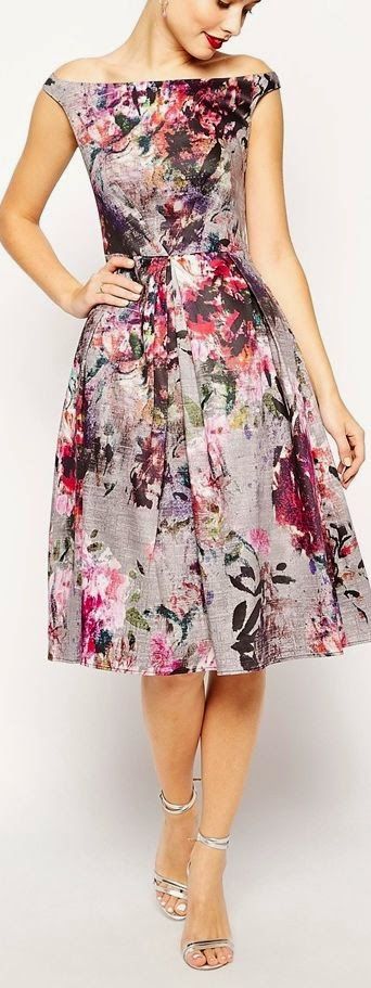 Minimal, Street, Glamour, Haute Couture, Luxury, Fashion, Chic, Style, Designers and more. Rok Midi, فستان سهرة, Maxi Robes, Mode Inspiration, Floral Midi Dress, Spring Dresses, A Dress, Look Fashion, I Dress