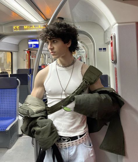 Outfit With Sling Bag, Y2k Belt Outfit, Belt Outfit Men, Metro Photoshoot, Men Baggy Jeans, Subway Photoshoot, Train Photoshoot, Sling Bag Outfit, Belt Outfit