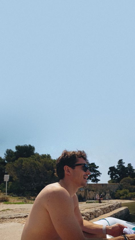 Charles Leclerc Beach, Charles Leclerc Boyfriend Material Wallpaper, Charles Leclerc Summer, Charles Leclerc Boyfriend, Charles Leclerc Boyfriend Material, Charles Leclerc Wallpaper, Leclerc Wallpaper, Lord Perceval, Top Boys