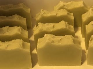 Hemp Soap Recipe, Hemp Seed Oil Soap Recipe, Witch Hobbies, Hemp Oil Soap, Hemp Crafts, Hemp Soap, Diy Soaps, Cold Process Soap Recipes, Handmade Soap Recipes