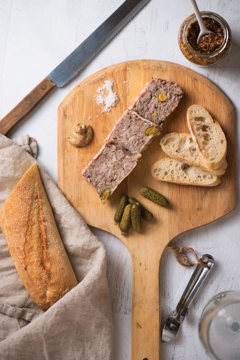 A simple Pâté de Campagne or Country Pâté with pistachios, ground pork, and liver. Seasoned to perfection and moist as can be, this meat terrine is great picnic food or perfect for a dinner party or charcuterie board. | thefrayedapron.com #pate #appetizerrecipes #charcuterieboard Country Pate, Chopped Liver, Picnic Food, Crusty Bread, Easy Appetizer Recipes, Fresh Berries, Ground Pork, Side Recipes, Side Dishes Easy