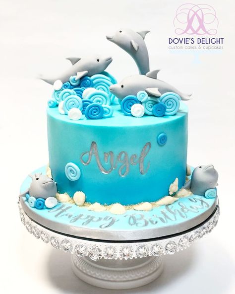 Chelsea Football Cake, Dolphin Cake Ideas, Dolphin Birthday Cakes, Dolphin Cake, Dolphin Birthday Parties, Blessed Birthday, Dolphin Birthday, Dolphin Cakes, Fish Cake Birthday