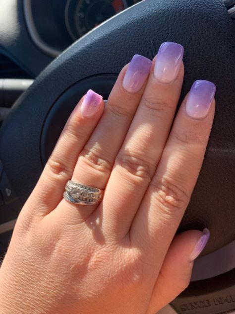 Ambre Nails Dip Powder, Power Nails Dipping Color, Purple Ombre Nails Square, Purple White Ombre Nails, Purple White Nails Ombre, Purple To White Ombre Nails, Dip Powder Nails Colors Summer Ombre, Purple And White Ombre Nails, Light Purple And White Ombre Nails