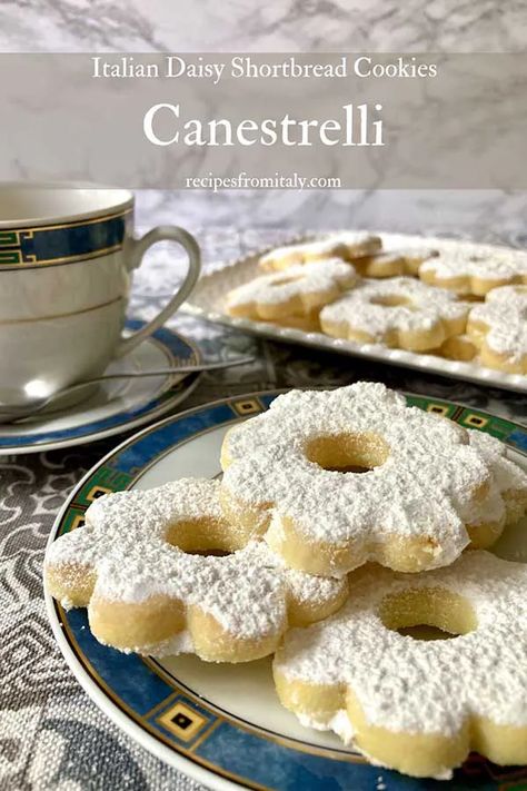 Canestrelli Recipe (Italian Daisy Shortbread Cookies) - Recipes from Italy Castagnelle Cookies, Traditional Italian Cookies, Recipes From Italy, Italian Almond Cookies, Italian Cookie, Italian Cookie Recipes, Recipe Italian, Cookie Types, Brownies Cookies