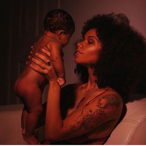 Dyme Taylor, Black Motherhood, Estilo Kylie Jenner, Beautiful Black Babies, Mommy Goals, Mommy And Son, Mommy Daughter, Future Family, We Are The World