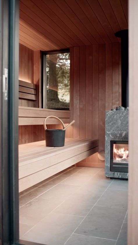 Instagram Sauna Window, Sauna Project, Sauna Home, Sauna Ideas, Sauna House, Sauna Steam Room, Hot House, Sauna Design, Steam Room