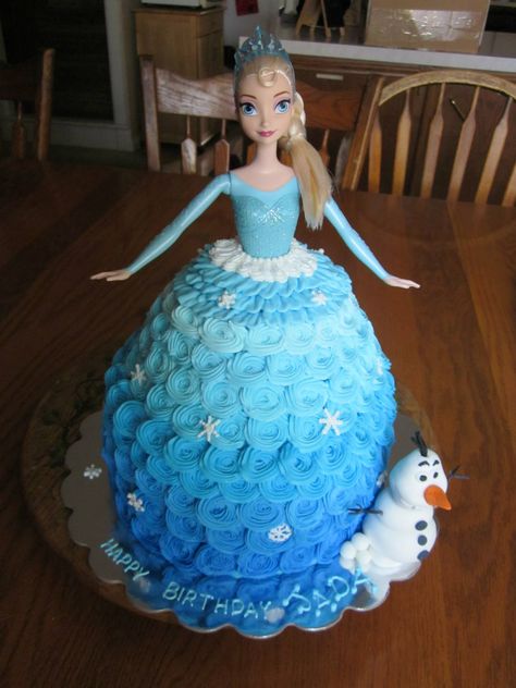 Frozen Elsa doll cake with Olaf. madesweetbakery.wix.com/sweet Frozen Elsa Doll Cake, Frozen Doll Cake, Elsa Doll Cake, Cake Elsa, Elsa Birthday Cake, Princess Doll Cake, Frozen Elsa Doll, Frozen Birthday Party Cake, Elsa Cake