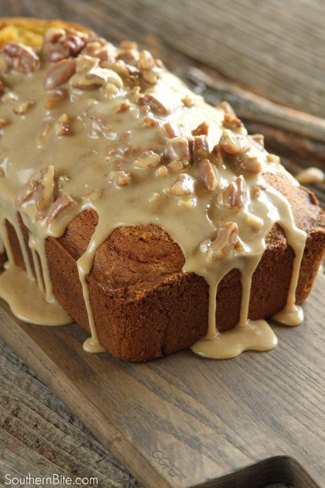 Pumpkin Bread With Praline Topping, Praline Pumpkin Bread, Autumn Quick Breads, Praline Sauce, Dessert Breads, Bread Sweet, A Loaf Of Bread, Pumpkin Loaf, Loaf Cakes