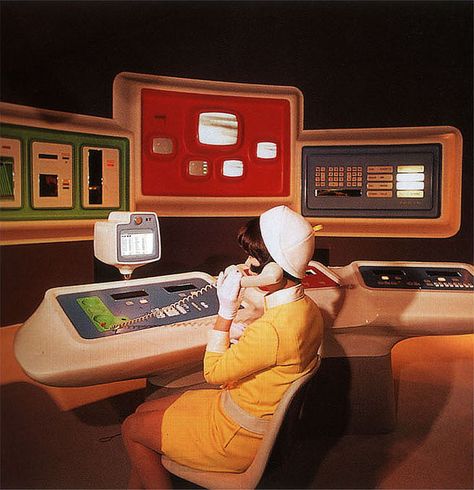 Science Fiction Kunst, Alter Computer, Science Fiction Design, Pc Photo, Weird Vintage, Control Panels, Retro Logos, Old Computers, Dashboard Design