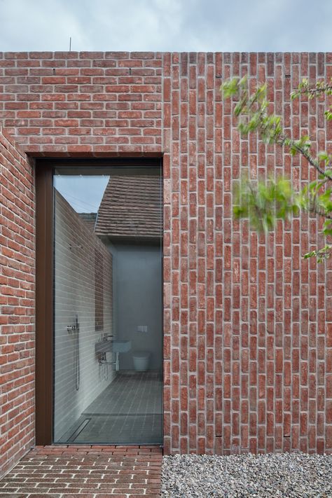 Image 8 of 20 from gallery of Brick House in Brick Garden / Jan Proksa. Photograph by BoysPlayNice Modern Brick House, Brick Works, Brick Detail, Brick Garden, Brick Exterior House, Brick Architecture, Exposed Brick Walls, Brick Facade, Have Inspiration