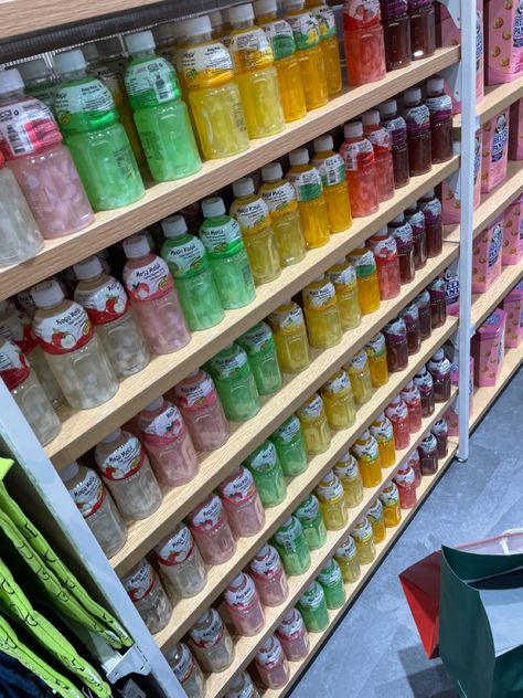 mogu mogu drinks 😋 Mogu Mogu All Flavours, Mogu Mogu Aesthetic, Mogu Mogu Drink, Mogu Mogu, Coconut Jelly, Asian Snacks, Cute Snacks, Japanese Candy, Pretty Drinks