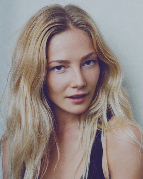 Clara Paget hard to believe she can transform into Anne Bonny ! Anne Bonney, Victoire Weasley, Clara Paget, Anne Bonny, Nikki Minaj, Aelin Galathynius, Black Sails, Snoop Dog, Female Images