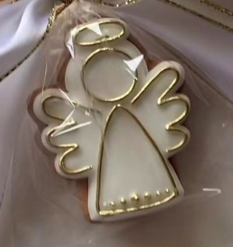 Angle Cookies Decorated, Angel Cookies Decorated, Christ Centered Christmas Traditions, Christening Cookies, Angel Cookies, Baptism Cookies, Baby Apron, Christ Centered Christmas, Christmas Party Gift