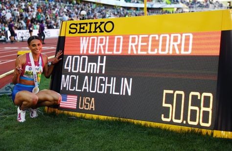 July 24 2022 - Sydney McLaughlin produces another astonishing run to break her own world record and take 400m hurdles gold in 50.68 seconds at the World Athletics Championships in Eugene Sydney Mclaughlin Quotes, Sydney Mclaughlin, 400m Hurdles, World Athletics, Runners High, Dream Vision Board, Pole Vault, Sports Aesthetic, Running Inspiration