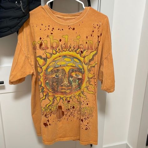 S/M Sublime Shirt from Urban Outfitters Urban Outfitters Tshirt, Shirts With Holes, Best Volleyball Shoes, Nirvana Shirt, Wishlist Ideas, Gold Shirt, Style 2023, Sublime Shirt, Sun Shirt