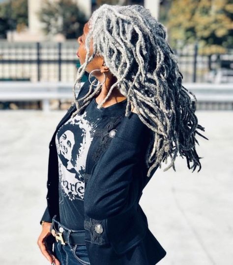 Gray hair don’t care. Salt and pepper gray hair. Grey hair. Silver hair. White hair. don't care. No dye. Dye free. Natural highlights. Silver Locs, Locs Black Women, Beautiful Gray Hair, Natural Gray Hair, Silver Grey Hair, Dreadlock Hairstyles, Going Gray, Natural Hair Inspiration, Locs Hairstyles