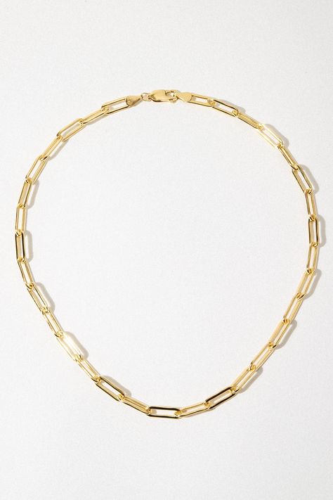 Classic gold wide-link chain necklace. An upgraded version of our best selling link necklace. Thicker and high-grade 14k Gold-Filled. This modern chain sits high on the collar and is ideal for layering or statement-making. 14K Gold-Filled Paper Clip Chain - Measures 16 Inches with a Clasp Ending Vintage Squash Blossom Necklace, Fashion Management, Gold Link Chain Necklace, Gold Necklace Chain, Gold Chain Link Necklace, Gold Link Necklace, Summer Stuff, Native American Earrings, Gold Link Chain