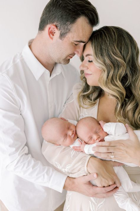 Natural light twins newborn session | Indianapolis, Indiana | Lindsay Konopa Photography Twin Newborn Parent Poses, Newborn Shoot Twins, Twin Newborn Family Pictures, Newborn Twin Photoshoot, Lifestyle Twin Newborn Session, Lifestyle Newborn Photography Twins, Twins Lifestyle Photography, Twin Picture Ideas, Twins Newborn Photoshoot