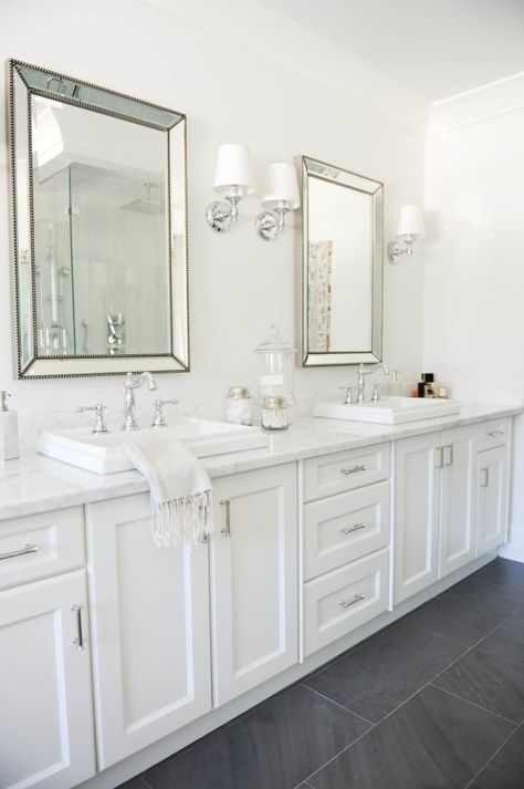 Hamptons Style Bathroom, Bathroom Ideas Hamptons, All White Bathroom, Classic Bathroom, White Vanity Bathroom, Trendy Bathroom, Bath Room, Bathroom Style, Bathroom Remodel Master