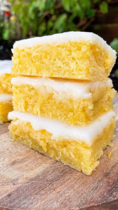 Lemon Blondies, Easy Lemon Curd, Lemon Brownies, Lemon Cheesecake Bars, Lemon Poppyseed Cake, Blueberry Cookies, Lemon Poppyseed Muffins, Brownie Ingredients, Lemon Flavor