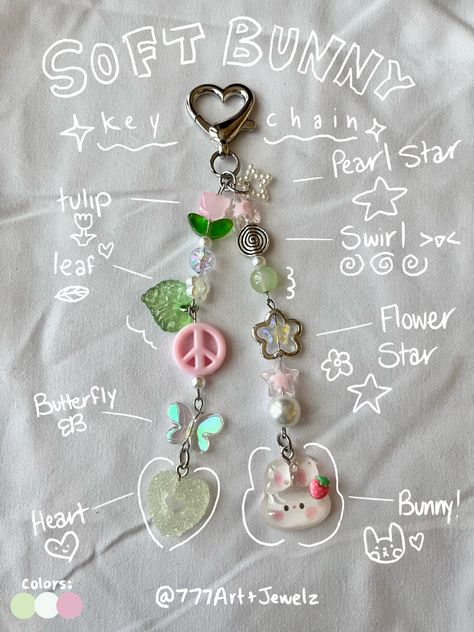 Kpop Charms, Newjeans Keychain, Keychain Packaging Ideas Diy, Kpop Keychain Ideas, Diy Charms Keychain, Diy Charm, Kpop Phone Charms, Keychain Beads Ideas, Kpop Bracelet