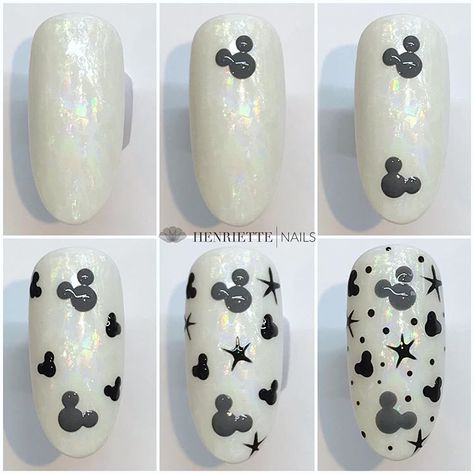 Aftercare Tattoo, Mickey Mouse Nail Art, Shield Tattoo, Mouse Nails, Disney Nail Designs, Mickey Mouse Nails, Disney Acrylic Nails, Minnie Mouse Nails, Halloween Nails Diy