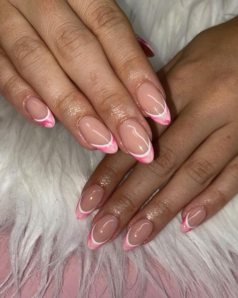 Discover the elegance of pink marble French tip nails in our latest blog post. These nails blend the soft allure of light pink with hints of orange and white for a unique marble effect. Perfect for acrylic lovers, these designs offer a sophisticated yet playful look that's ideal for any occasion. Learn how to create this mesmerizing style and add a touch of luxury to your manicure routine. Pink Marble French Tip Nails, Pink Marble French Tip, Nails Mountain, Outline Nails Design, Marble French Tip Nails, Marble French Tip, Pink Marble Nails, Manicure Routine, Water Marble Nail Art