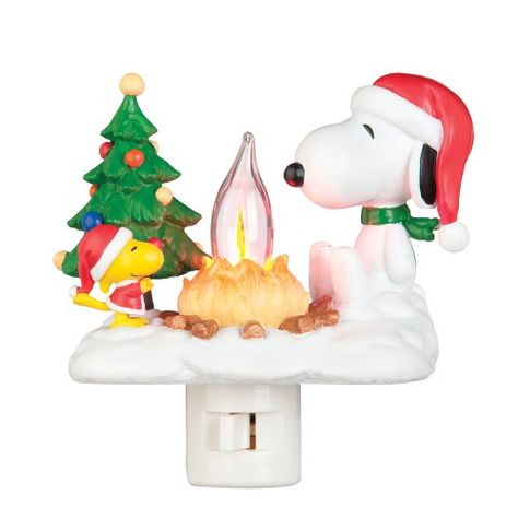 Campfire Nightlight, Snoopy Und Woodstock, Hello Kitty Imagenes, Christmas Night Light, Peanuts Snoopy Woodstock, Peanuts Christmas, Snoopy Christmas, Christmas Night, Snoopy And Woodstock