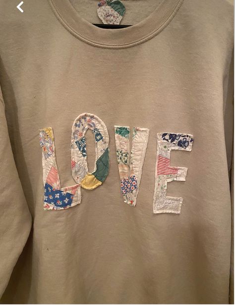 Embroidery Applique By Hand, Embroidered Sweatshirt Diy, Thrift Upcycle, Quilt Clothing, Patchwork Tshirt, Diy Hoodie, Upcycled Quilt, Cottage Style Farmhouse, Flannel Shirt Refashion