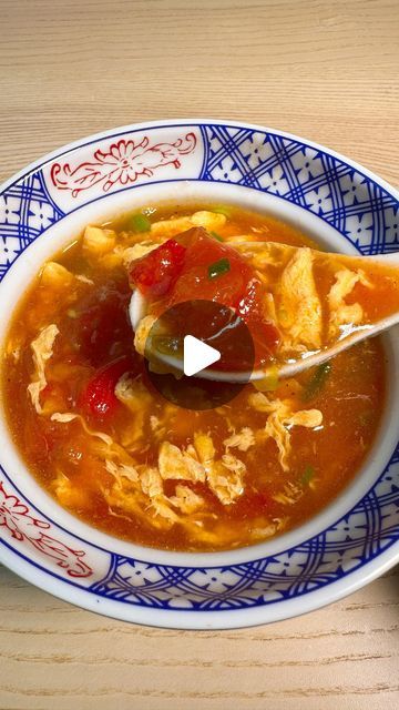 Tomato Egg Drop Soup, Tomato And Egg, Sauteed Tomatoes, Tomato Egg, Good Soup, Comforting Soup, Egg Drop Soup, Egg Drop, Pepper Powder