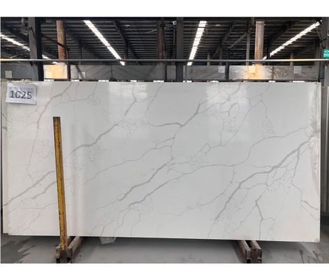 Calacatta Quartz Surfaces Supplier Calacatta Lemnos with white background and realistic soft light grey veins. The grey veins are not darker and lighter. #Calacatta #Quartz #Countertops #Carrara #QuartzSurfaces QuartzStone https://www.jinzhaostonechina.com/calacatta-quartz/most-popular-calacatta-quartz-surfaces.html White Quartz With Grey Veining, Stained Butcher Block Countertops, Stained Butcher Block, Butcher Block Countertops Kitchen, Calacatta Laza, Kitchen Design Countertops, White Granite Countertops, Calacatta Quartz, Quartz Kitchen Countertops