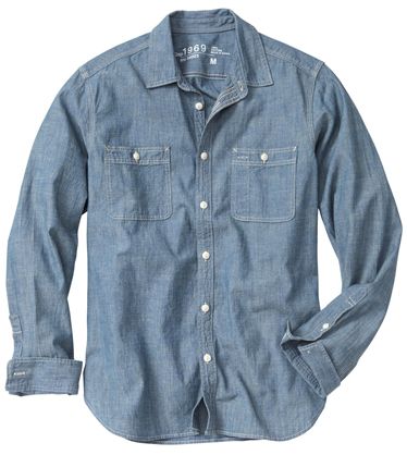 15 Chambray Shirts to Wear this Spring Denim Shirts For Men, Levi Jean Jacket, Chambray Shirts, Cool Shirts For Men, How To Fold Sleeves, Denim Shirt Men, Denim Shirts, Mens Fashion Fall, Levi’s 501